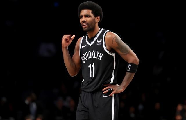 三公-篮网主教练和助教