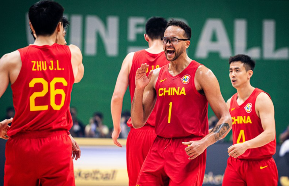 中场核心连场爆发，领导球队取得胜利的简单介绍